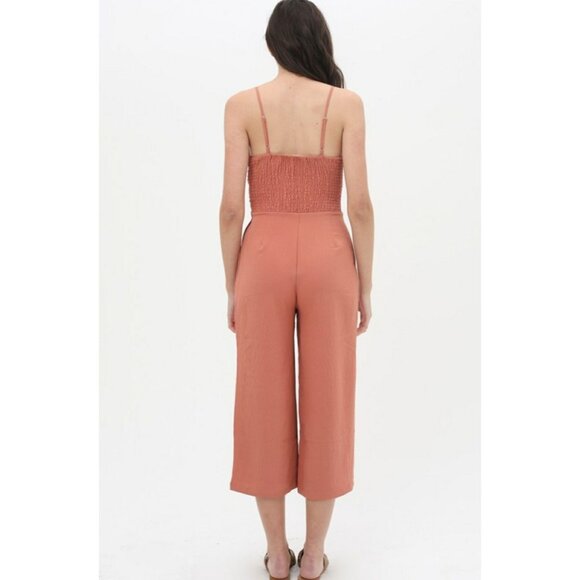 WHOLESALE * 28 JUMPSUIT // BOUTIQUE CLOSING // EVERYTHING MUST GO - Picture 8 of 16